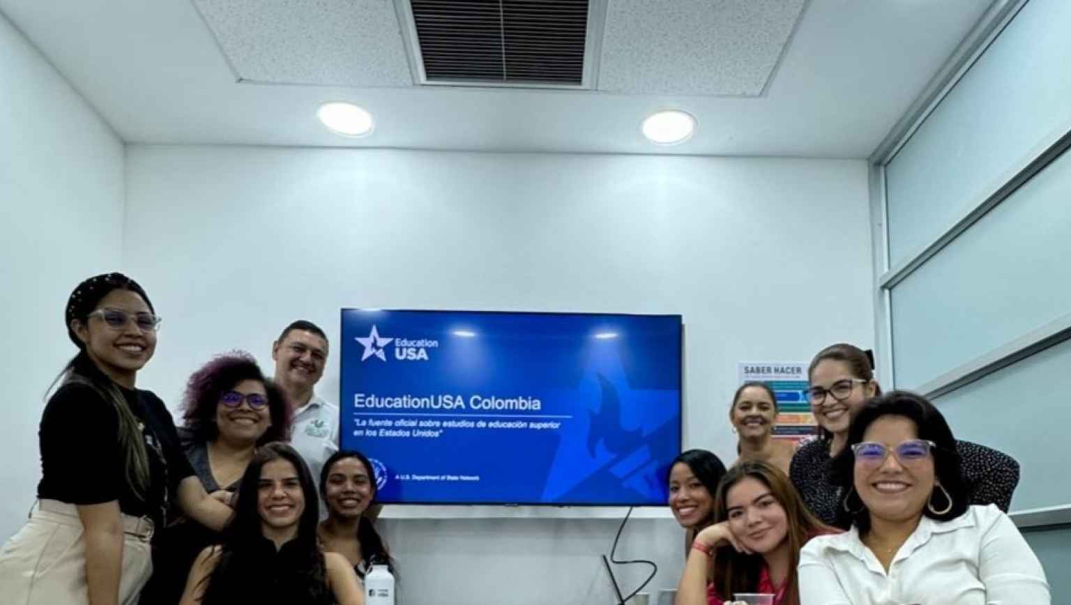 Presentation of EducationUSA services by the Center Adviser