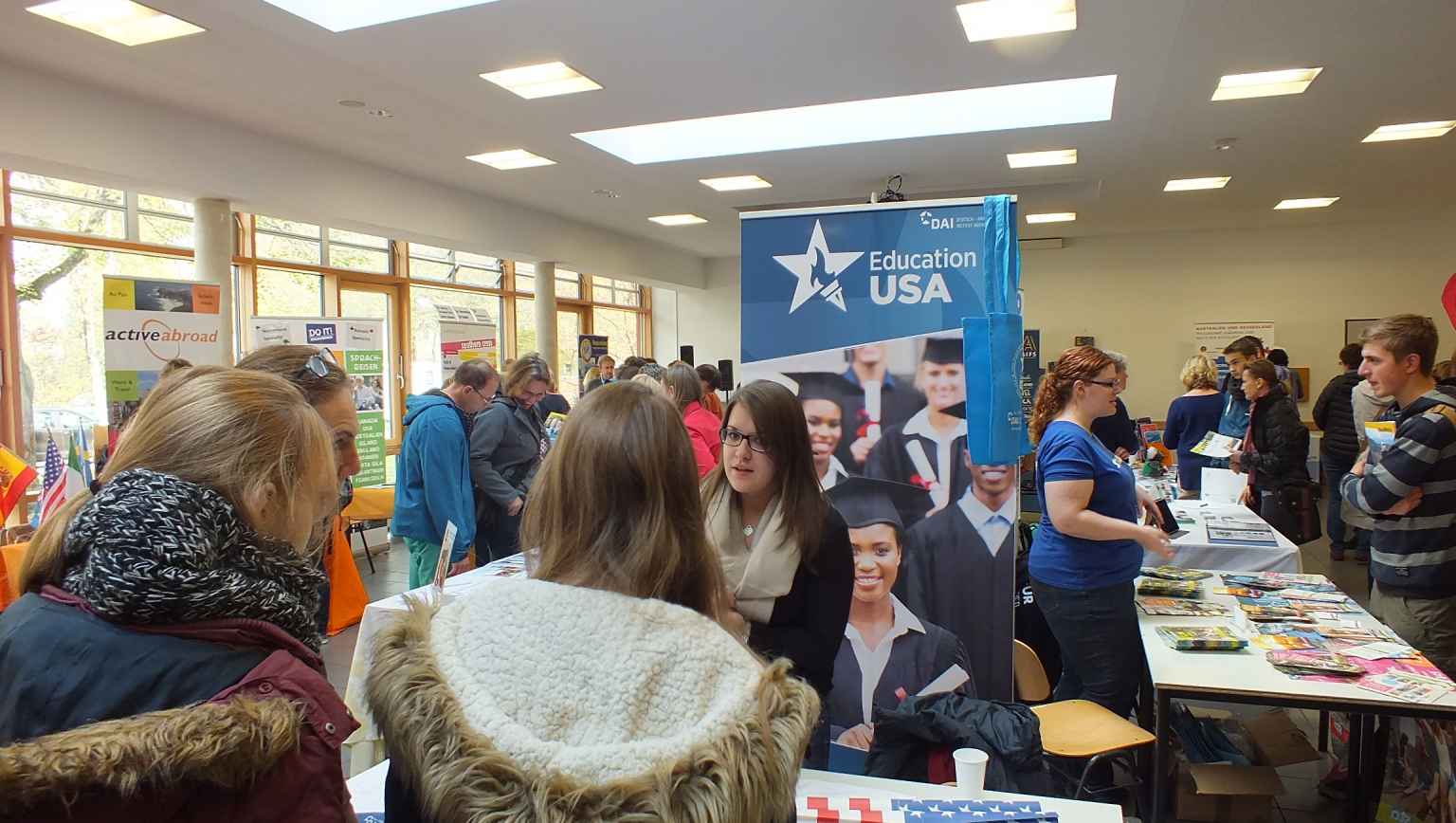 EducationUSA Nuremberg - Study International Fair in 2015