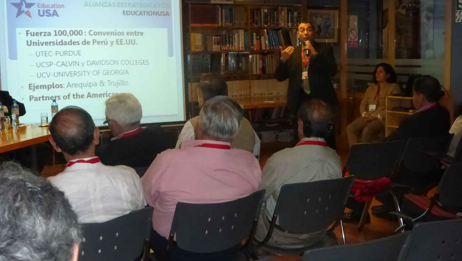 Presentation 100,000 Strong EducationUSA Arequipa for parents, faculty and staff