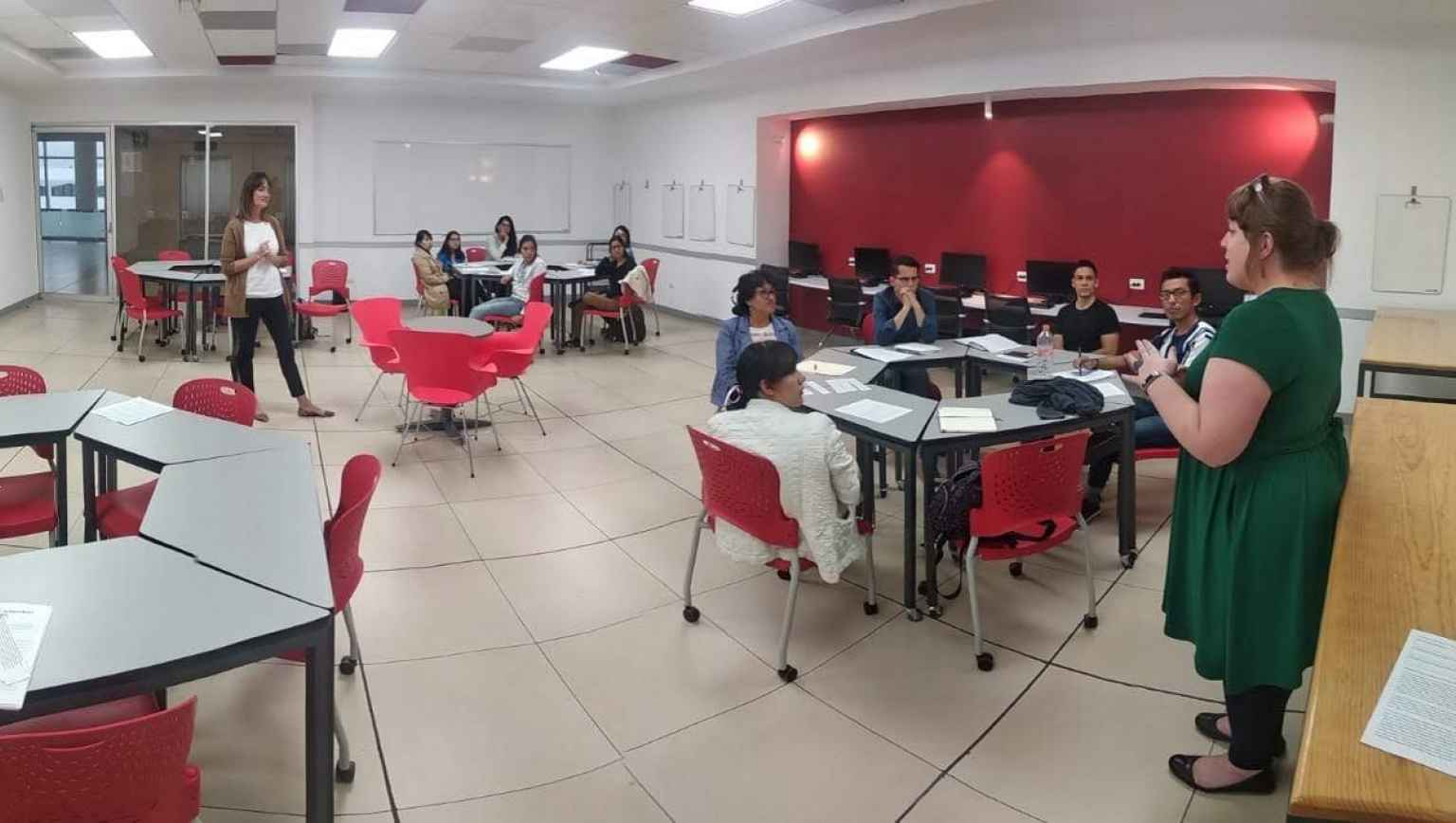 Conversation Club at Education USA Puebla